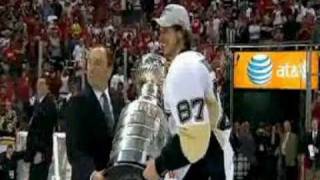 The Big Show  Sidney Crosby hoists the Stanley Cup 2009 winners [upl. by Greenberg909]