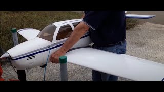 Modellismo aereo  Ho FATTO volare il MAXI aeromodello BONANZA 33  modelli aerei giganti [upl. by Amery]