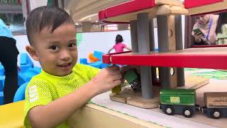 Mikhael bermain di playground kidzoona Lotte Shopping Avenue kids playground [upl. by Drawyah]