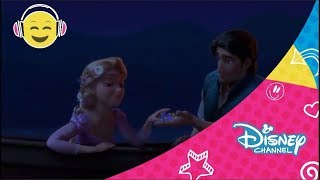 Sing along Por fin ya veo la luz de Enredados  Disney Channel España Oficial [upl. by Nisa]