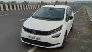 Tata Altroz Best Segment Car In Budget And Fully Loaded Features  Kam Price Me Paisa Vasool Car [upl. by Vizzone]