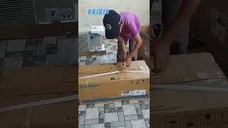 unboxing AC Daikin [upl. by Ordnasela]