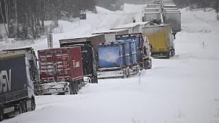 Schneechaos in Skandinavien  Hochwasser in Mitteleuropa [upl. by Gillie830]