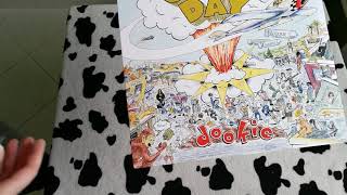 Green Day  Dookie LP Vinyl Unboxing [upl. by Cirek]