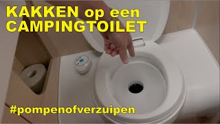 KAKKEN op een campingtoilet  Campingtrend [upl. by Granoff]