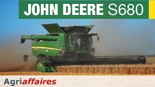 Moissonneuse Batteuse John Deere S680 [upl. by Assylla133]