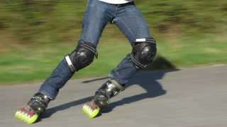 Les techniques de freinage en roller en descente  le parallèle [upl. by Liliane528]