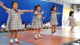 4 years old kids dance Waka Waka  Shakira [upl. by Eiger]