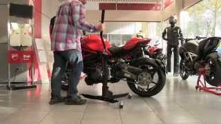 Cavalletto Alza Moto Centrale ConStands Power Ducati Monster 1200 istruzione [upl. by Ailegna707]