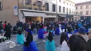 Italodisco impazza al Carnevale con i carri in maschera di Camposampiero [upl. by Masuh]