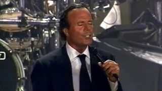 Julio Iglesias  Se Mi Lasci Non Vale Live in Italy 2001 [upl. by Edette]