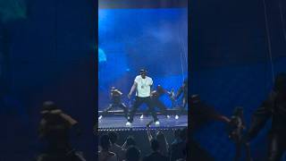 Usher has closed pastpresentfuture tour usher [upl. by Lled726]