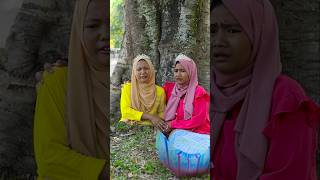 Ekor putri duyung kuning lepas chikaku shortvideo shorts short mermaid [upl. by Biernat]