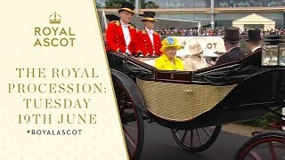 The Royal Procession  Royal Ascot 2018 [upl. by Adnara249]