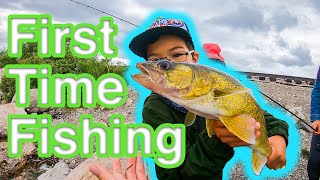 🚸First Time Fishing with First Rod and Reel🚸 🎣Zebco Splash Review 🎣 Alberta Fishing wabamun lake [upl. by Ennovoj]