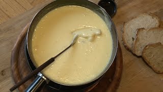 Recette  la fondue savoyarde  Météo à la carte [upl. by Ymmij149]