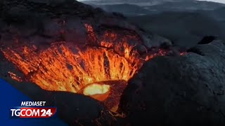 Islanda rischio eruzione vulcanica evacuata cittadina di Grindavik [upl. by Adnarrim]