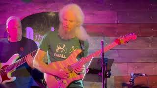 Guthrie Govan with Tomasz Bura Group 4 Cambridge 100424 [upl. by Chinua]