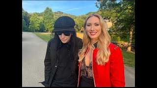 MICK MARS INVITES ME INTO HIS HOME TO SHOW ME HIS GUITAR COLLECTION [upl. by Susanna]