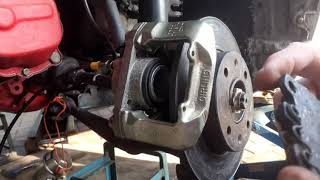 brakes how to change the brake pads ON front girling calipers Peugeot 309 SRi 205 16 GTI PART2 [upl. by Aitropal579]