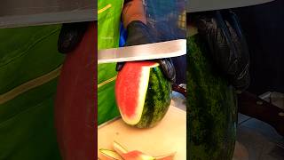 동남아의 1400원짜리 새빨간 수박 자르기  Satisfying Thai 1 Bright Red watermelon cutting skills [upl. by Ahtnams]