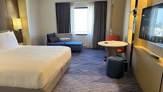 Crowne Plaza Bangkok Lumpini Park an IHG Hotel  One King Larger Room  Breakfast  Review [upl. by Angadreme]