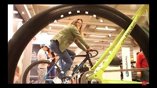 Bicicletas en MotoGO 2017 [upl. by Algie]