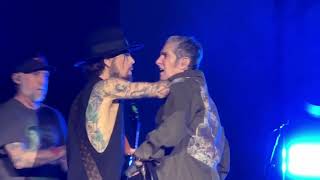 Perry Farrell FLIPS OUT on Dave Navarro On Stage  Janes Addiction [upl. by Murphy]