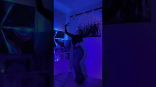 KISS OF LIFE IGLOO dance cover kissoflife igloo [upl. by Anelis]