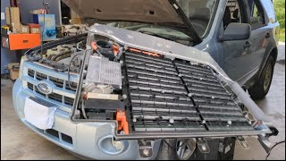 2009 Ford Escape Hybrid battery charging  Not Starting [upl. by Denys]