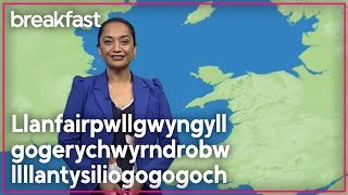 Māori reporter’s hilarious attempts at saying THAT long Welsh place name  TVNZ Breakfast [upl. by Otreblide]