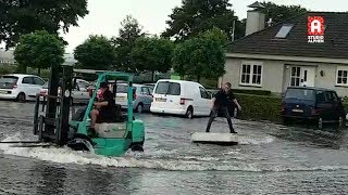 Waterskiën op overstroomde parkeerplaats in Boskoop [upl. by Fattal287]