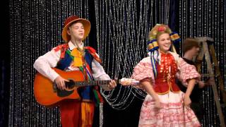 Gunther and Tinka  Shake It Up quotGoat For Christmasquot from Disney Channels [upl. by Anabel]