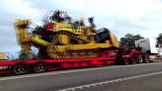 🚛 K amp S Heavy Haulage Kenworth T909 D2893 moving a CAT D10 dozer for BHP 20 July 2024 [upl. by Stan]