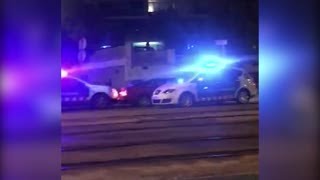 Los Mossos dEsquadra interceptan a un conductor en Esplugues de Llobregat [upl. by Koval]