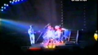 Queen Live In Vienna 1984  part 1 [upl. by Lletniuq]