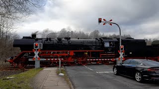 Bahnübergang SteinbachHallenberg  Im Erlich [upl. by Patsy]