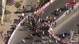 Presidential Cycling Tour of Turkey 2013  Stage 7  Final kilometers [upl. by Nylirret]