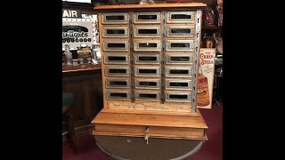 1940s EVER READY 10 Cent Sandwich Counter Vintage Vending Machine SOLD [upl. by Nylegna688]