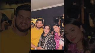 Saba maaz showing ♾️ love  family is stronger if together  Aiman khan and bhabi  shortsviral [upl. by Anaderol]