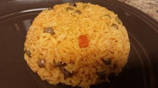 How to make easy Rice with Pigeon Peas Arroz con Gndules [upl. by Chase]