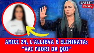 “Sei fuori dalla scuola” Amici 24 l’allieva è eliminata ha perso la sua sfida [upl. by Adnamal714]