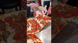 Grimaldis Coal Brick Oven Pizzeria is open in Hoover Alabama pizzerias pizzastop grimaldi [upl. by Belmonte]