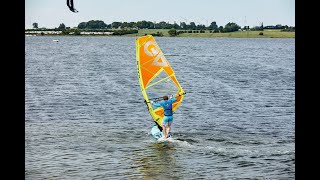 So lernst du die Halse beim Windsurfen [upl. by Onilatac689]