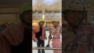 Patinando no gelo no shopping Rio Anil [upl. by Ehctav769]