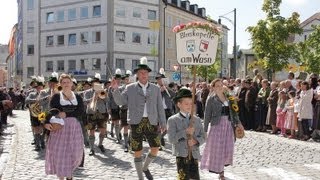 Herbstfest ErntedankFestzug durch Rosenheim [upl. by Zeidman227]