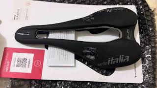 Unboxing Selle Italia SLR Boost TM Superflow [upl. by Nerte]