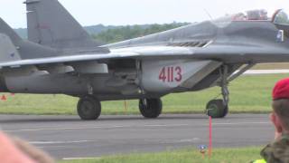 F16 vs MiG29 fighter jet dogfight  Dęblin 2010  HD [upl. by Nnylanna]