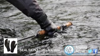 Sealskinz Ultra Grip Gloves  Waterproof  2015 Product Review [upl. by Joslyn]