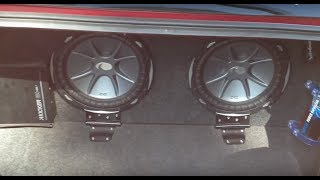 2005 Mustang Subs KickerIX 10001 amp Kicker CVX 12s [upl. by Pruter]